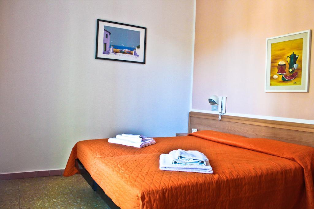 Hotel Leda Rimini Quarto foto