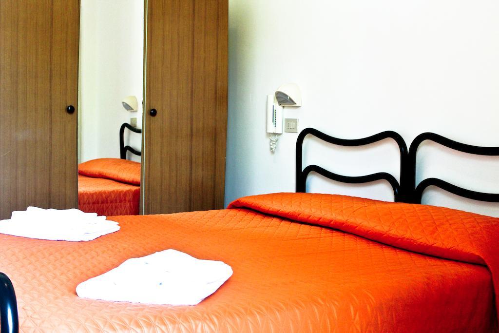 Hotel Leda Rimini Quarto foto
