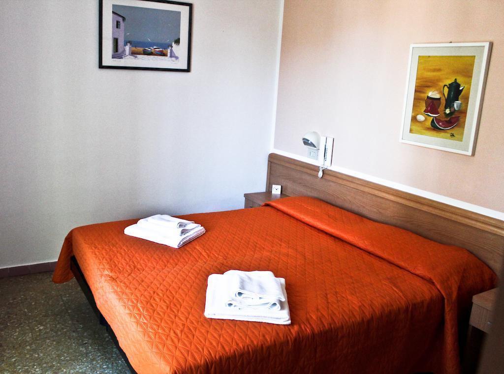 Hotel Leda Rimini Quarto foto